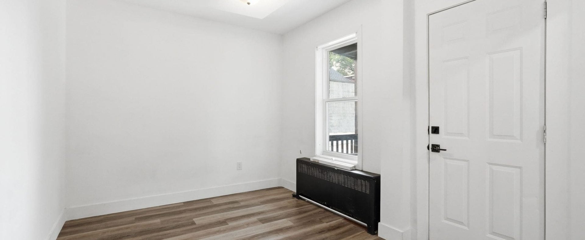 Unit 2 – 748 Barton Street East photo 2