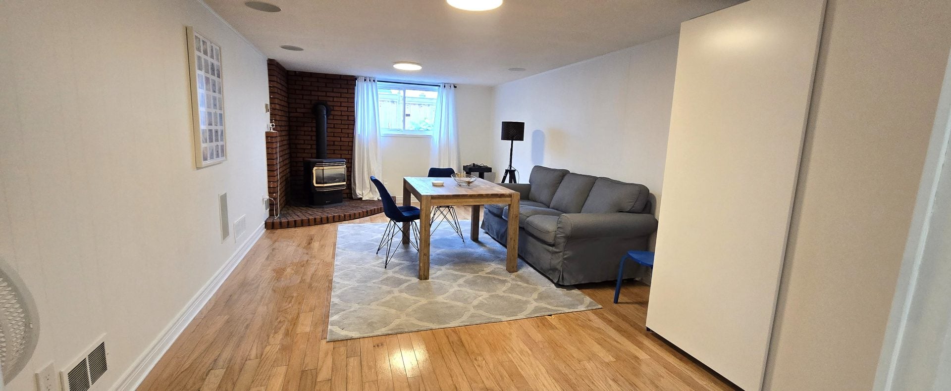 181 Hanover Place photo 9